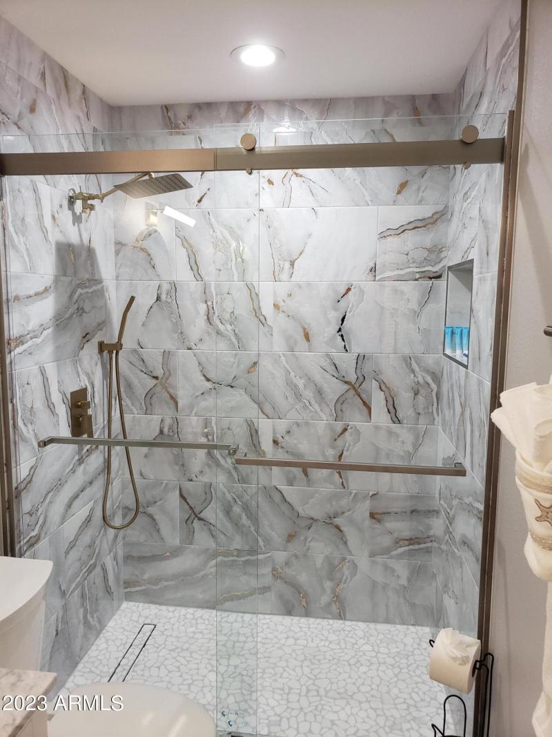Guest bath 2