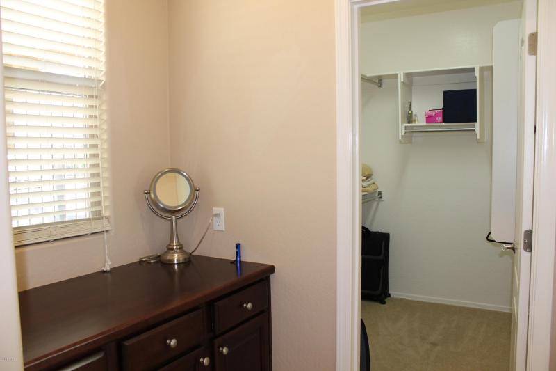 BLT-IN STORAGE & WALK-IN CLOSET