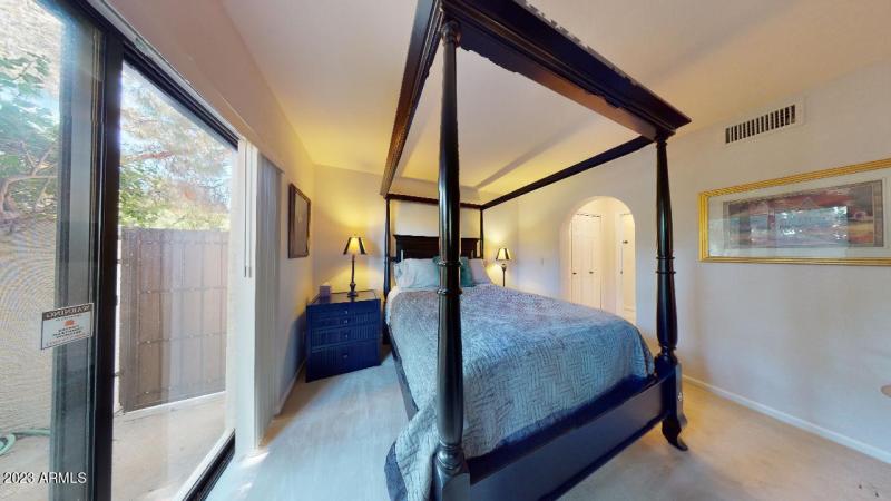 10476-E-Cannon-Dr-07102023_120836