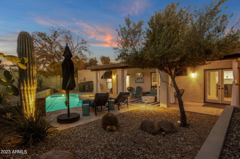 Beautiful Private Backyard