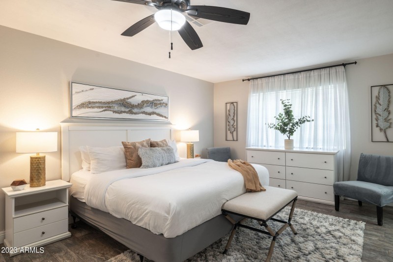 26-web-or-mls-6325-e-carolina-dr