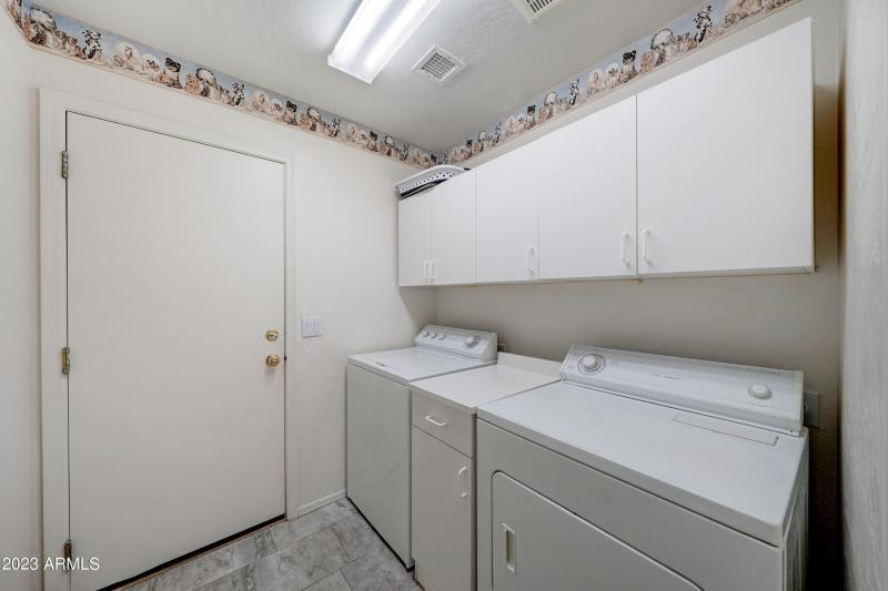 4701 S Desert Dawn-23