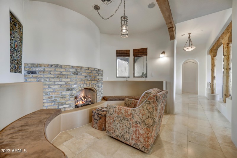 021_Fireplace Sitting