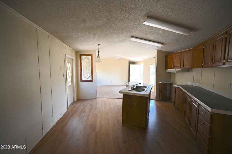 open to living rm