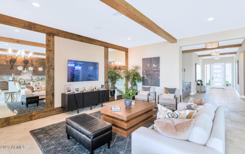 10118 E Tesla Ave-large-011-012-10118 E