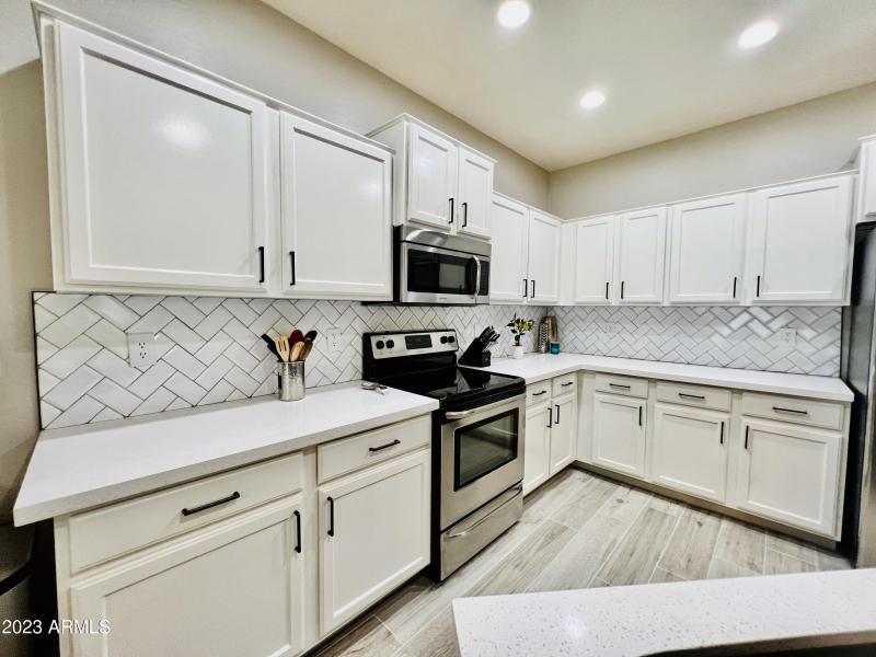 6FF966B9-7D9F-486D-8D53-21248DBDC9FF