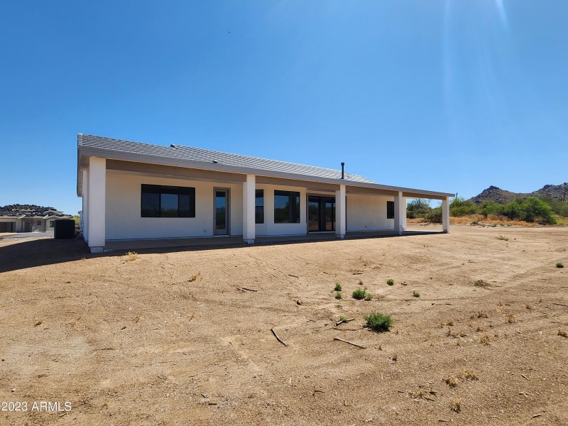 REAR COVERED PATIO