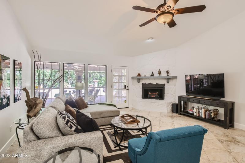 06 Living Room