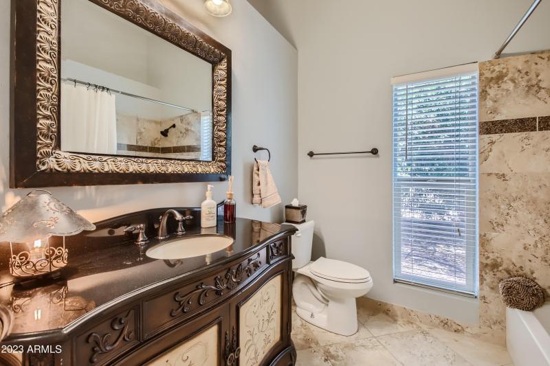 16 Bathroom