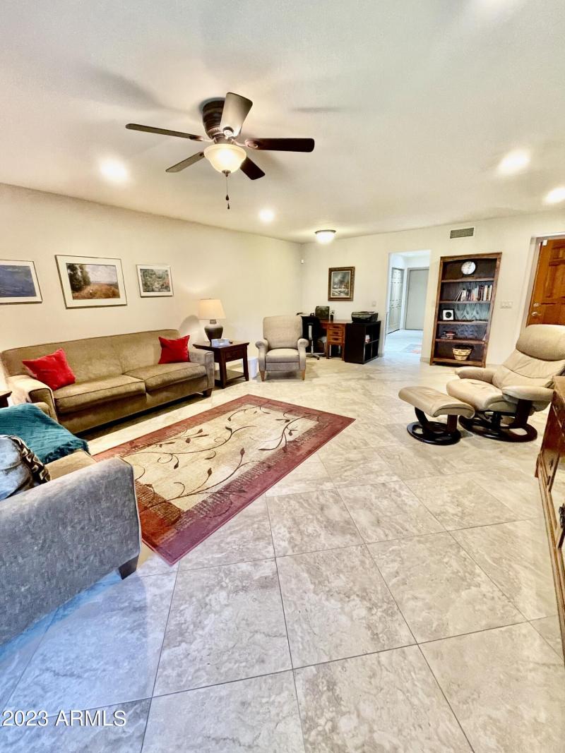 BE23F2AD-A862-4784-B3C8-44C240CC642D