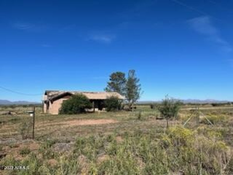8910 N Highway 191