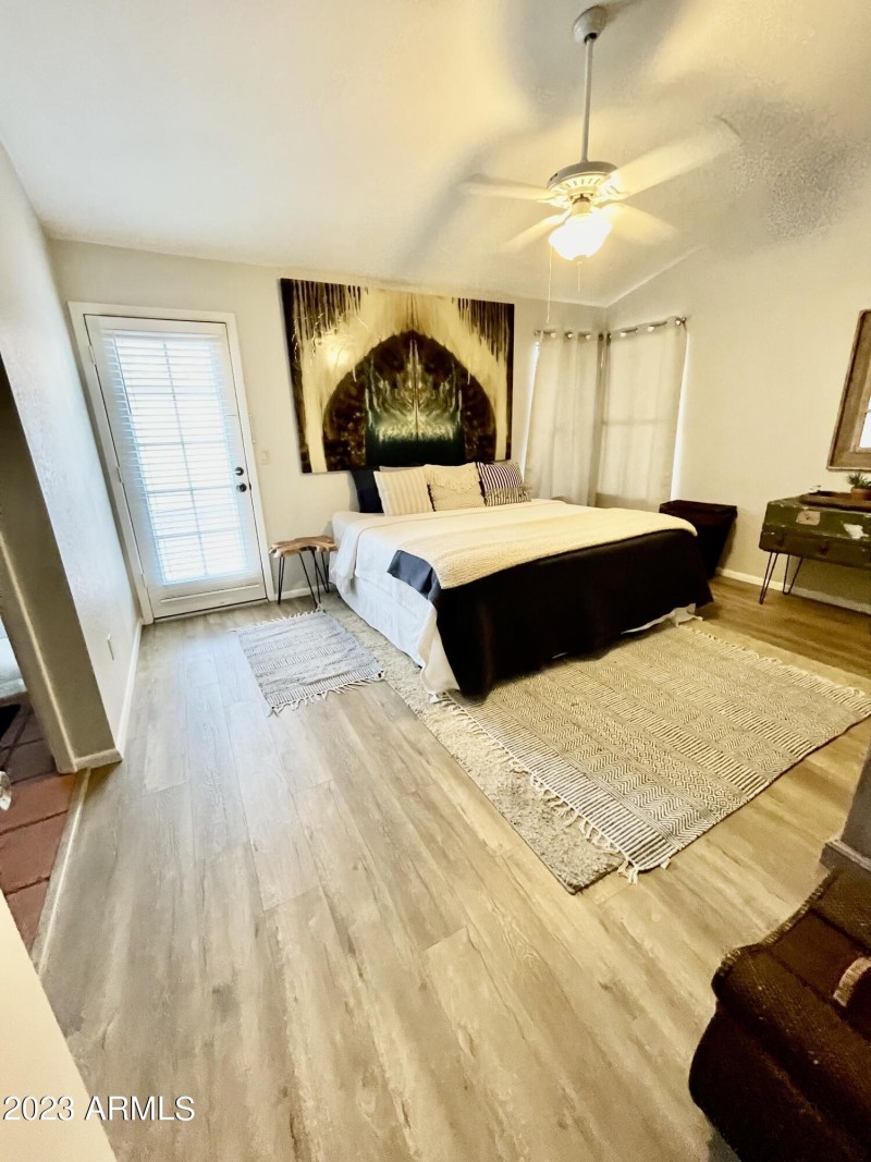 1D68EBAF-1E59-4539-AC93-535295710E89