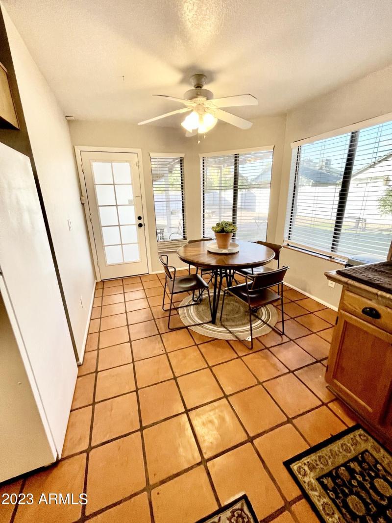 E0CDBFBC-42B0-4C1D-8B77-E988053628DE