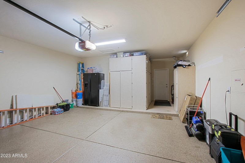 Garage 1
