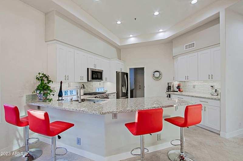 Kitchen 1