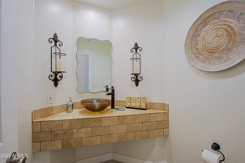 Powder Room 1