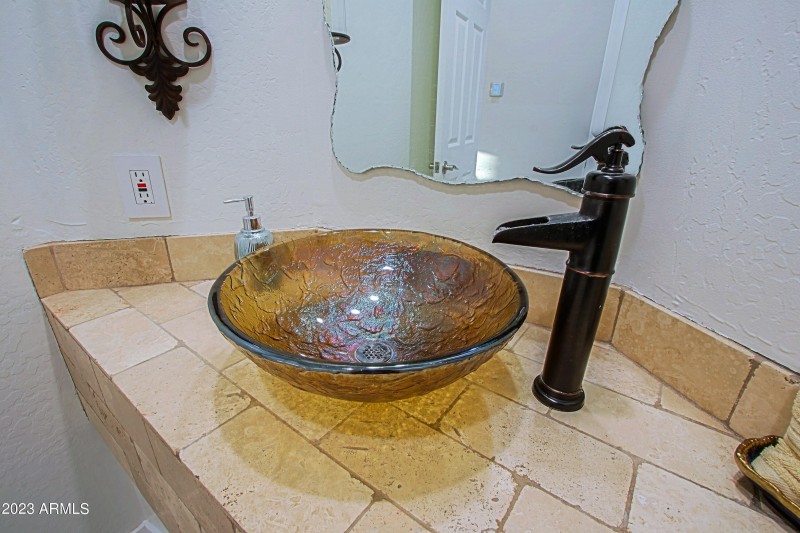 Powder Room 2