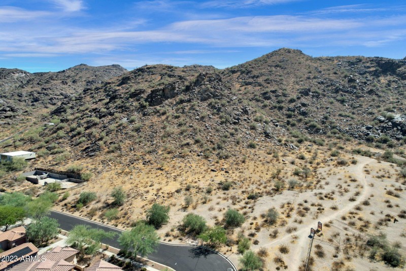 19-web-or-mls-2105-e-beth-dr