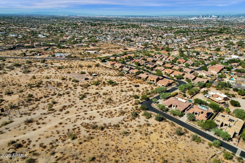 23-web-or-mls-2105-e-beth-dr