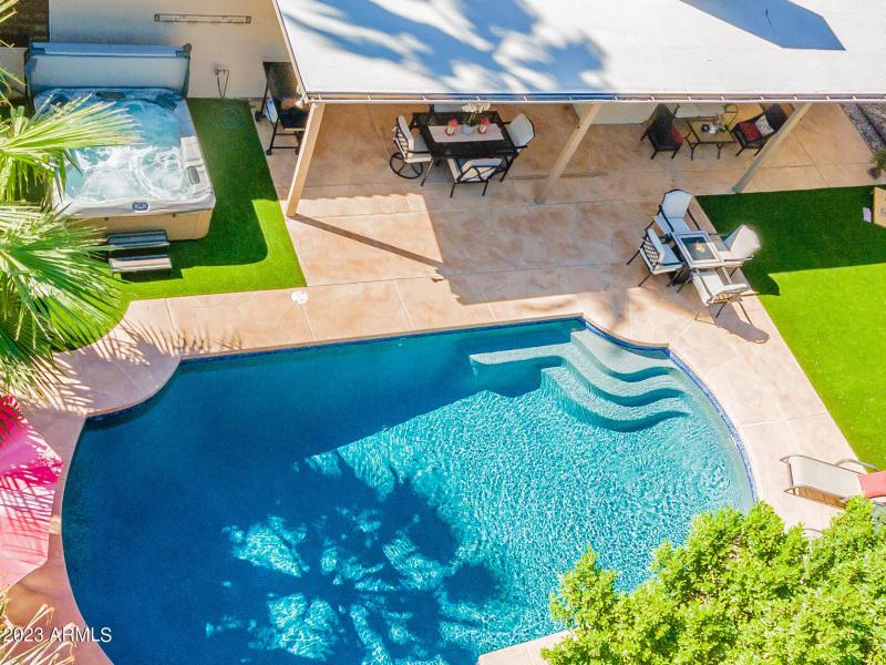 Large Heated Diving Pool