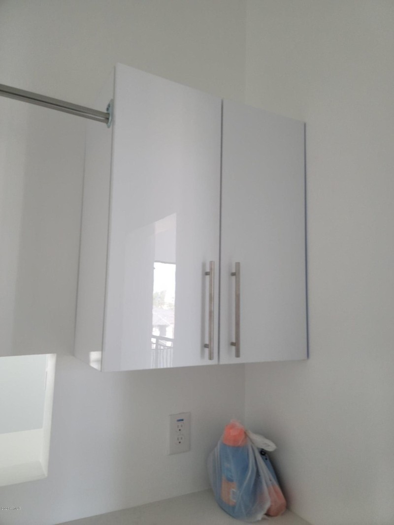 3rd flr laundry