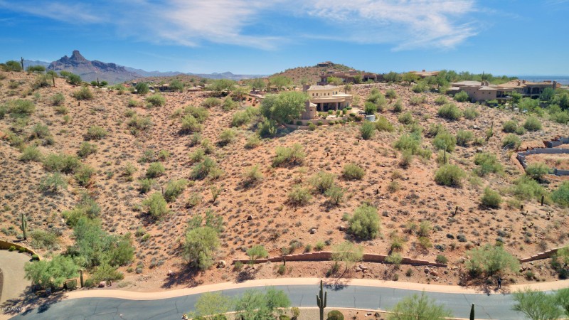 10125 N McDowell View Trail