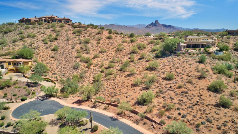 10125 N McDowell View Trail