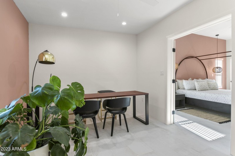 81-web-or-mls-34651-n-49th-st