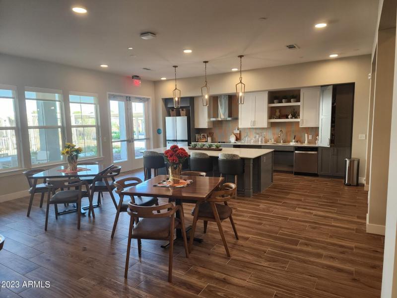 Community Dining