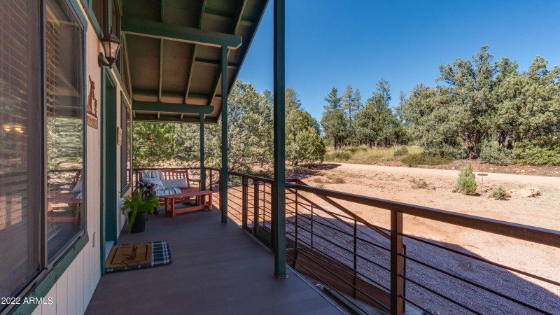 131 Jackshoe Trail Exterior Photos-6