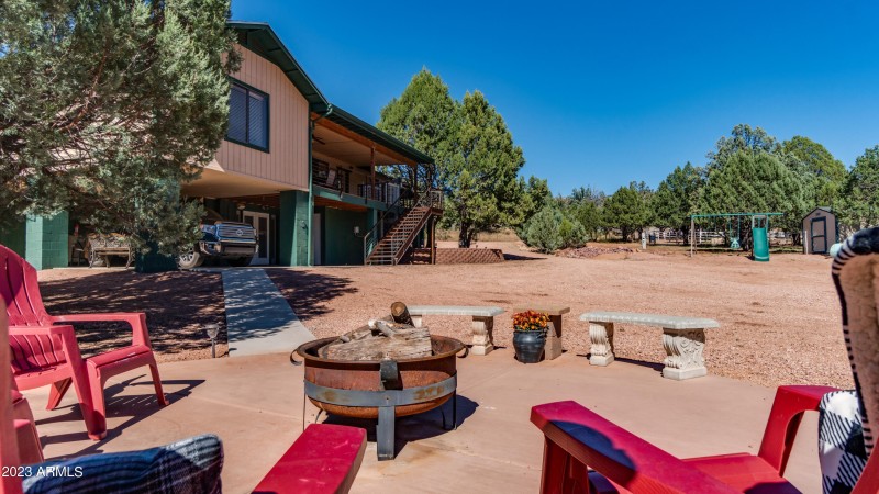 firepit & parking