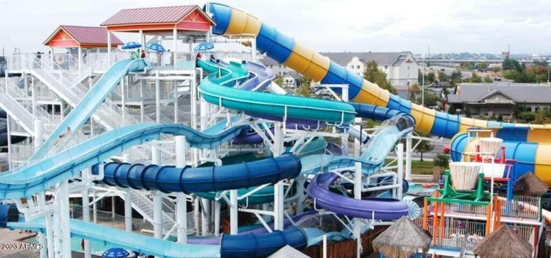 Golfland-Sunsplash-waterpark