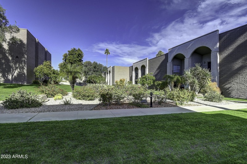 16912 E La Montana Dr #D124 (31)