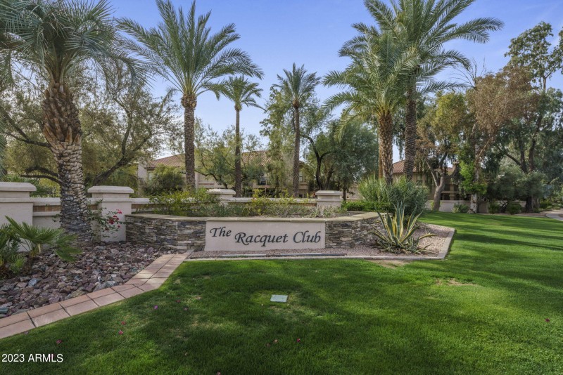 RACQUET CLUB ENTRANCE