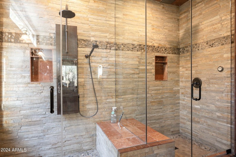 24-web-or-mls-7500-e-boulders-pkwy-72