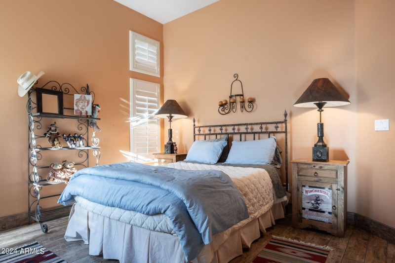 26-web-or-mls-7500-e-boulders-pkwy-72