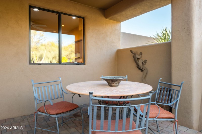 36-web-or-mls-7500-e-boulders-pkwy-72