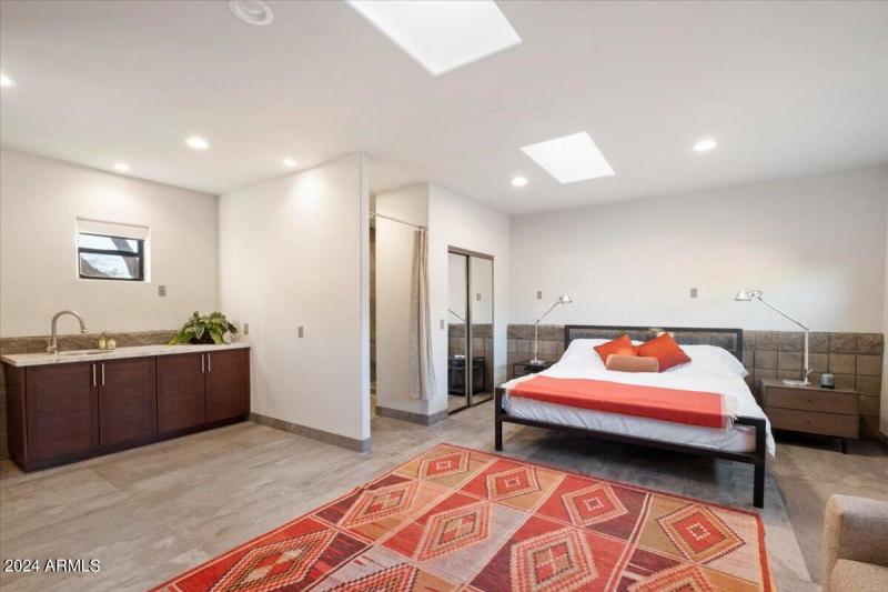 Guest House