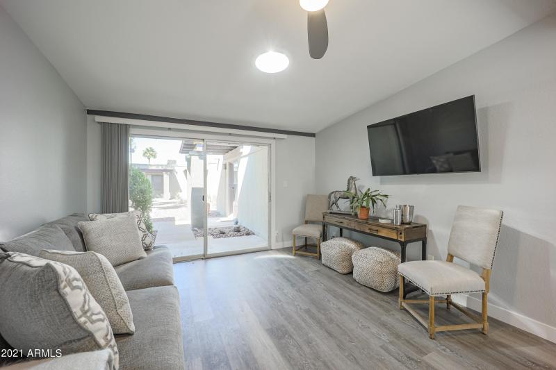 King-Size Pullout with Comfy Mattress