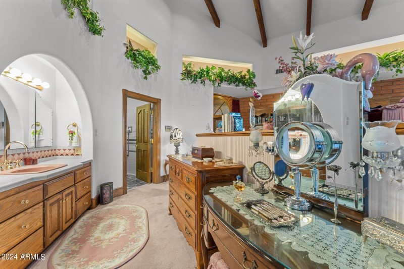 Private Vanity