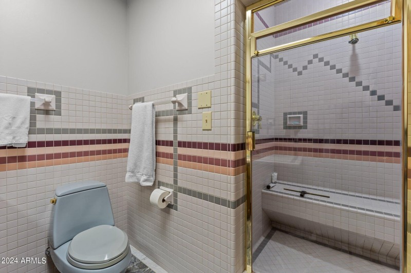 Private Bath Shower