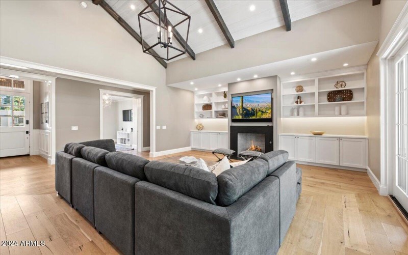 11-4549 E. Calle Tuberia 05