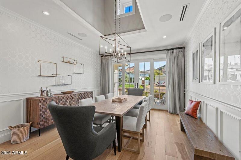 20-4549 E. Calle Tuberia 14