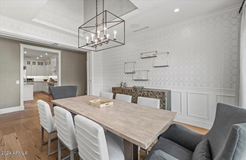 21-4549 E. Calle Tuberia 15