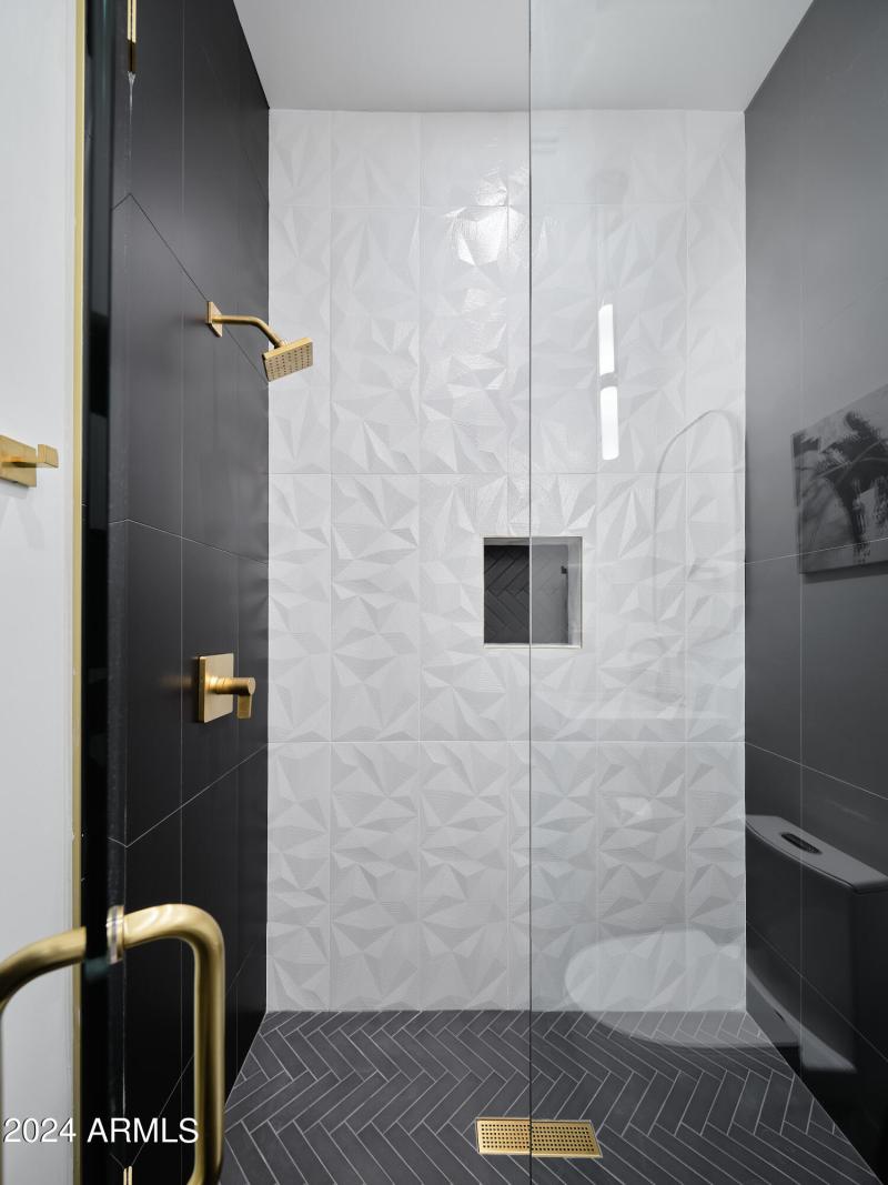 PropertyImageCo_7707E3rdSt_WEB_29