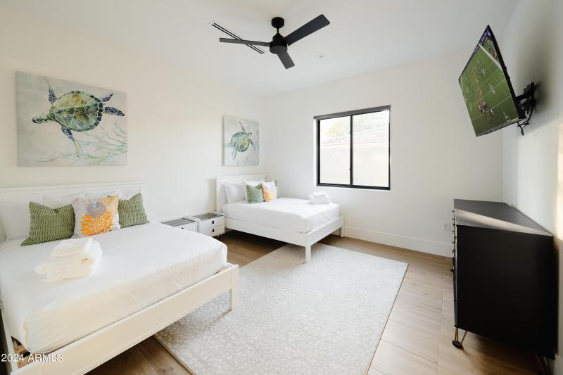 PropertyImageCo_7707E3rdSt_WEB_33