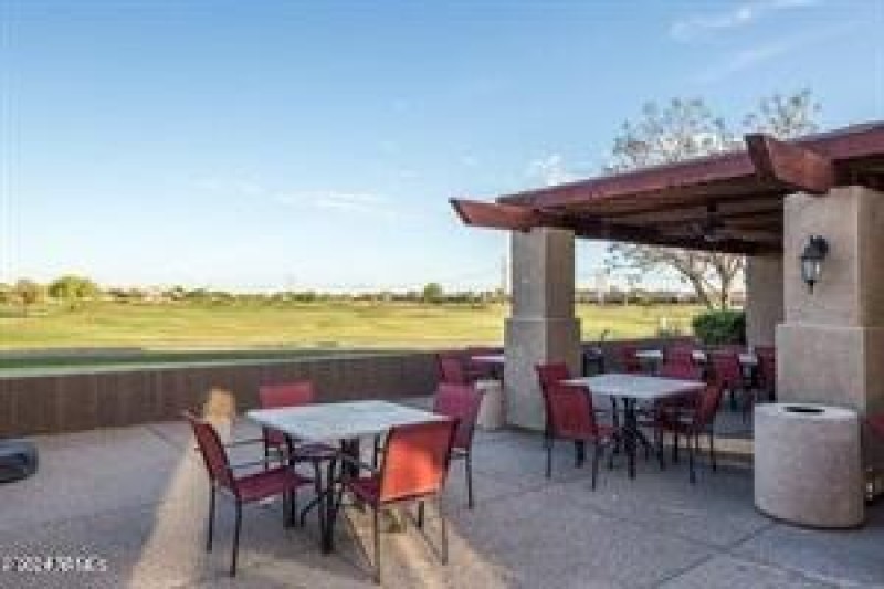 6994d81f9eac4055a9d72f13146353b1-Small