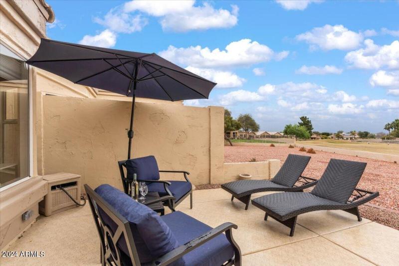 Large Relaxing Area with a view