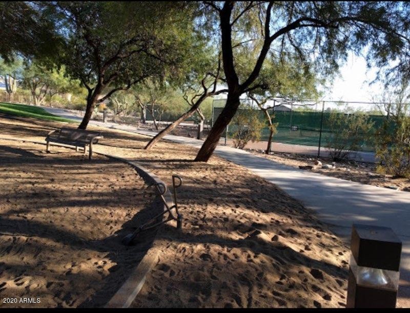 E0393280-D5D2-49EE-AE17-4AB82D132547