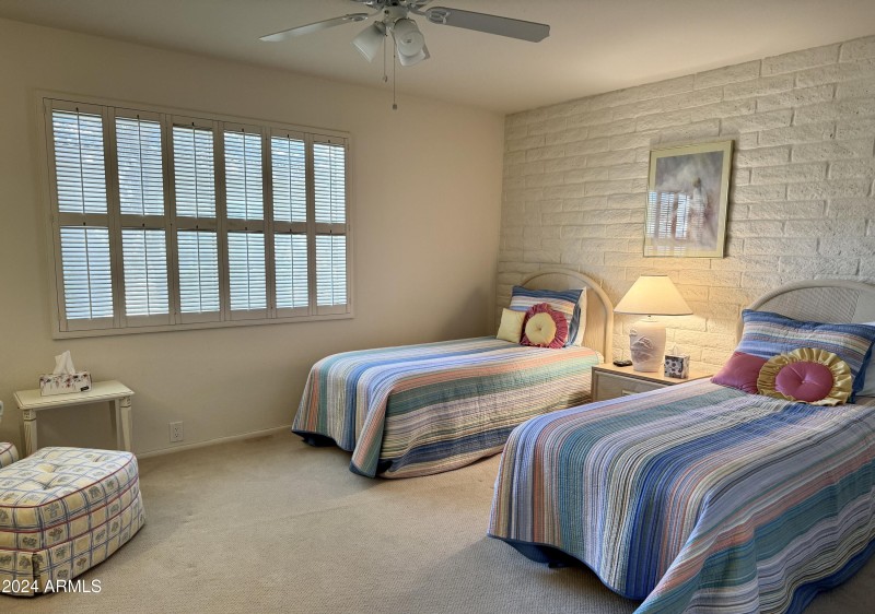 Guest Bedroom 2 Twin Beds